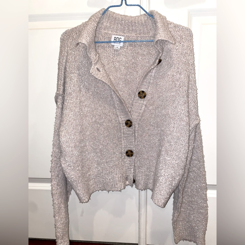 Super cute soft urban outfitters BDG long sleeve small top.